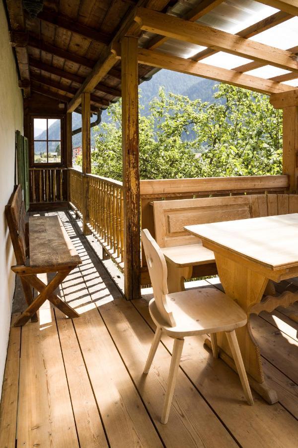 Hotel Chasa Chalavaina มุสแตร์ ภายนอก รูปภาพ
